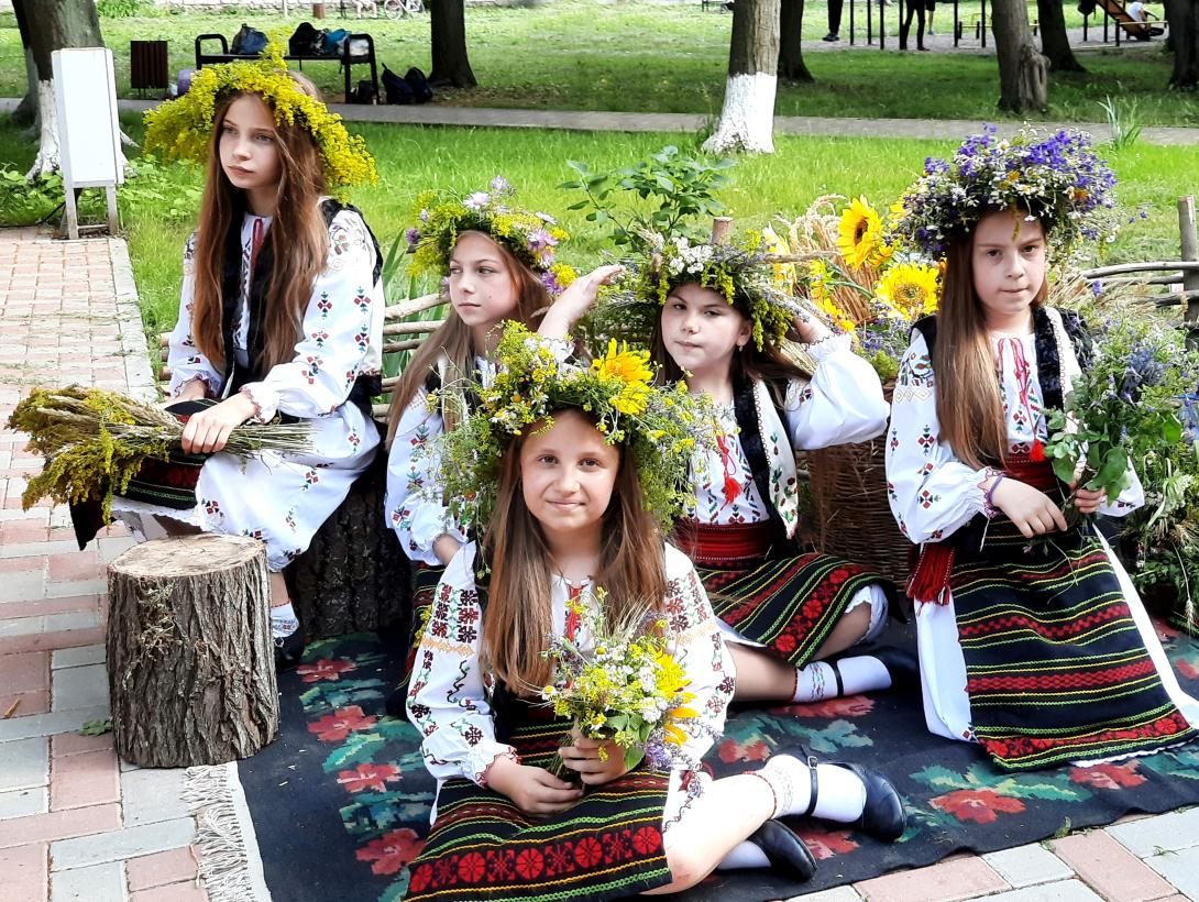 Sânziene Unghenene